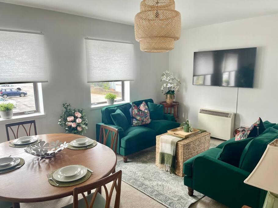 Luxury Spacious 2 Bed Apartment Shilton  Exterior photo
