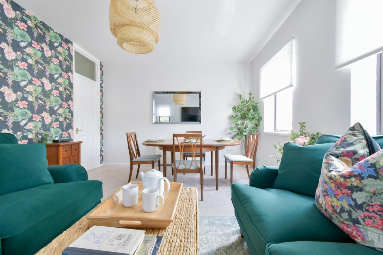 Luxury Spacious 2 Bed Apartment Shilton  Exterior photo
